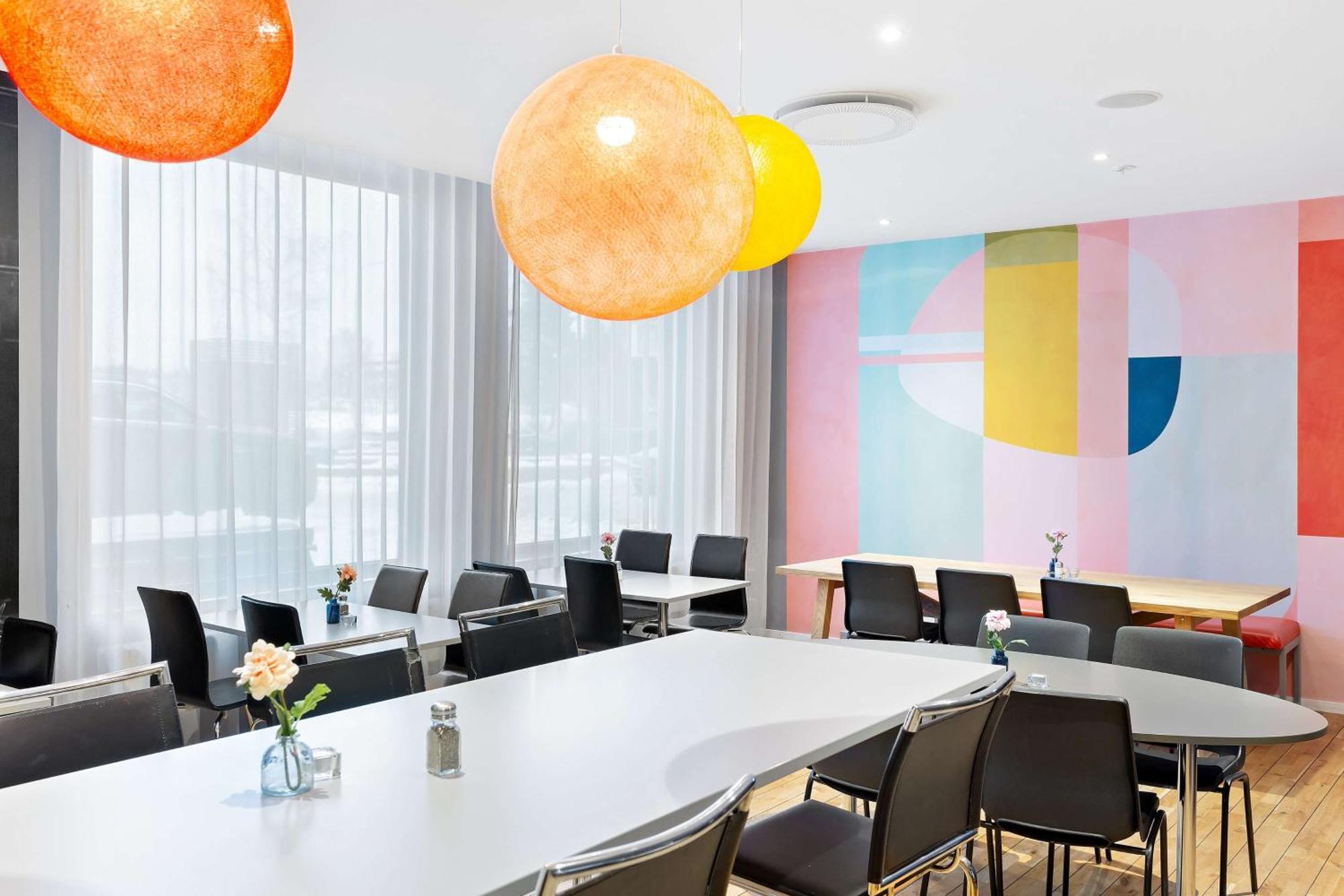 Aiden By Best Western Stockholm Kista Bagian luar foto