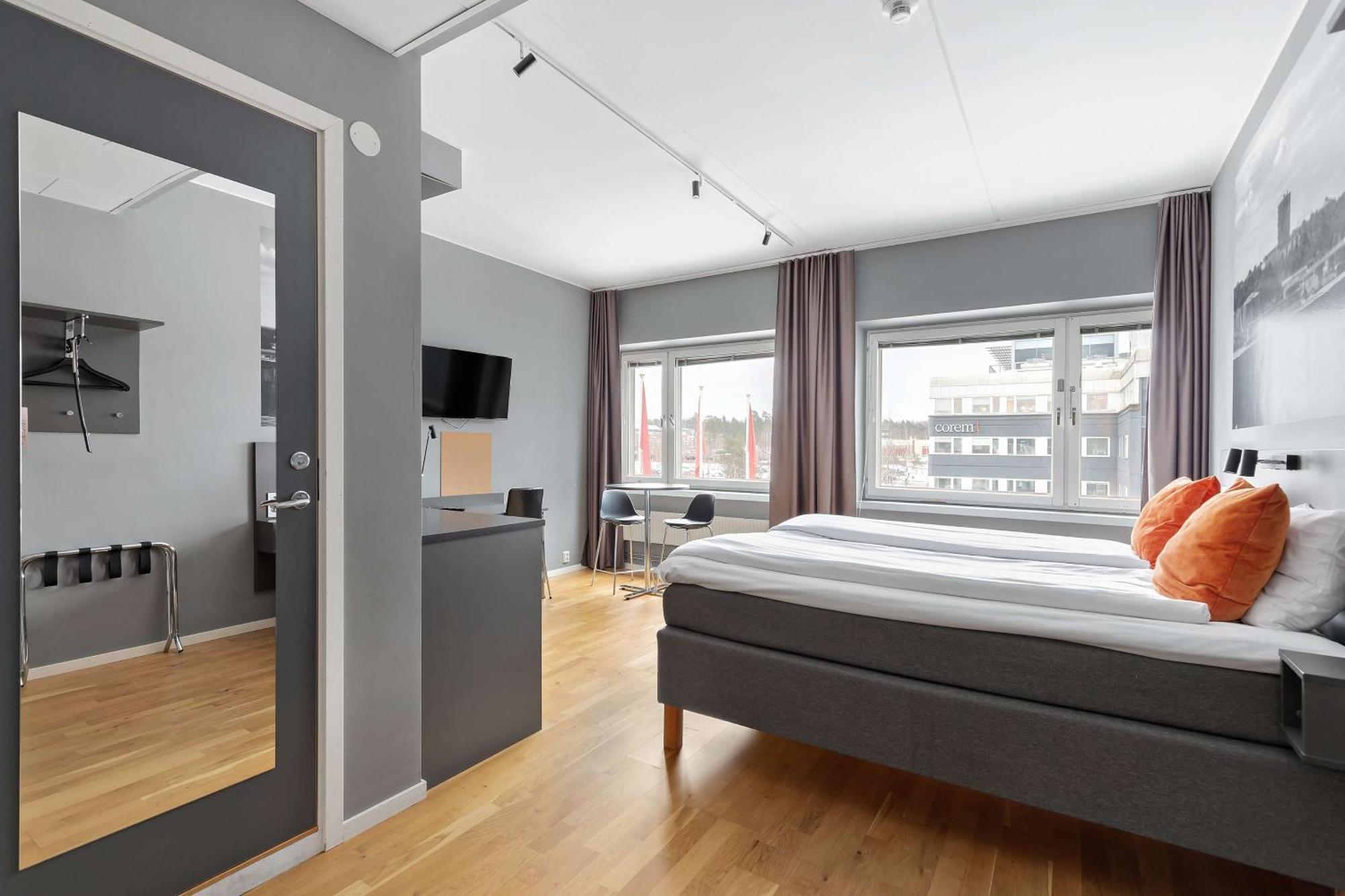 Aiden By Best Western Stockholm Kista Bagian luar foto