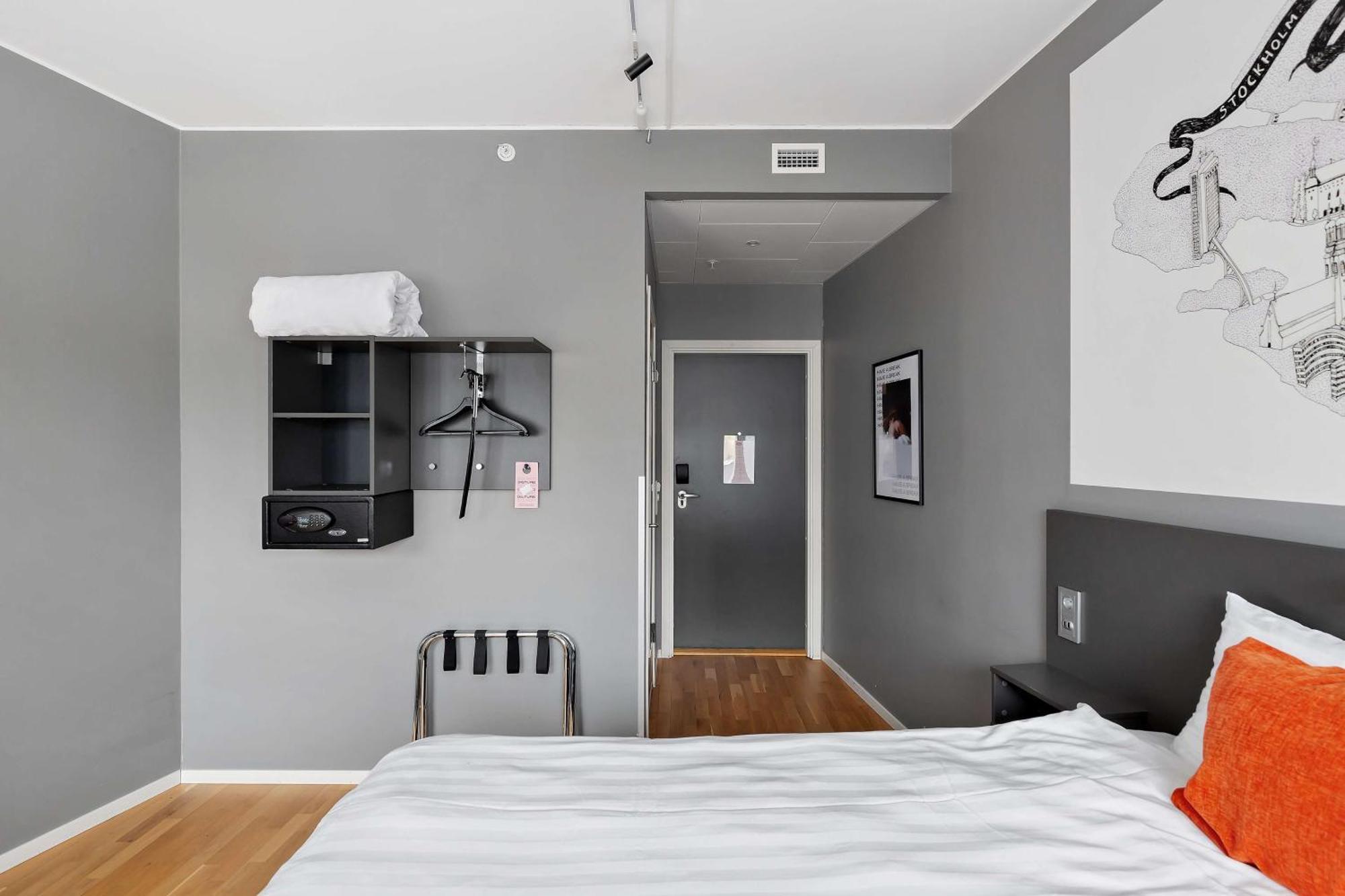 Aiden By Best Western Stockholm Kista Bagian luar foto