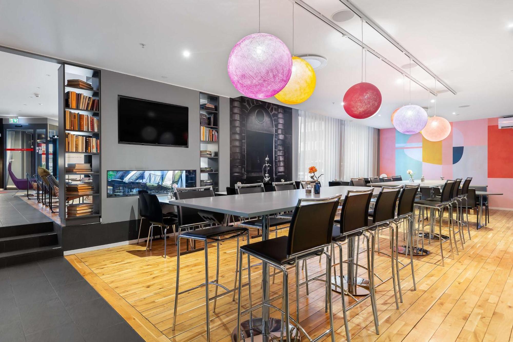 Aiden By Best Western Stockholm Kista Bagian luar foto